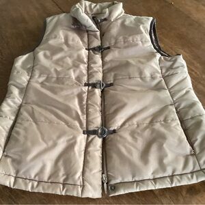 Elegant Tan Quilted Vest for Women
